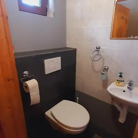 Krivan - Bez Kontaktu S Ubytovatelom 