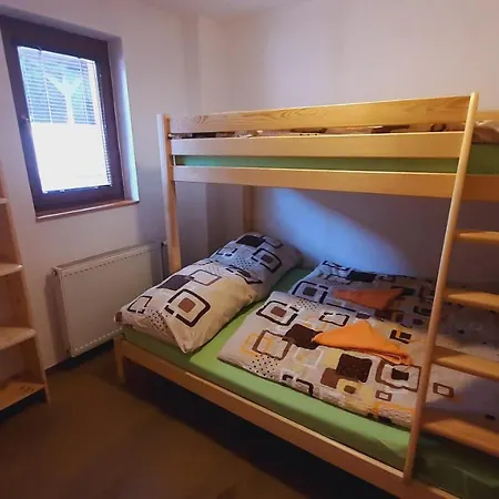 Krivan - Bez Kontaktu S Ubytovatelom 